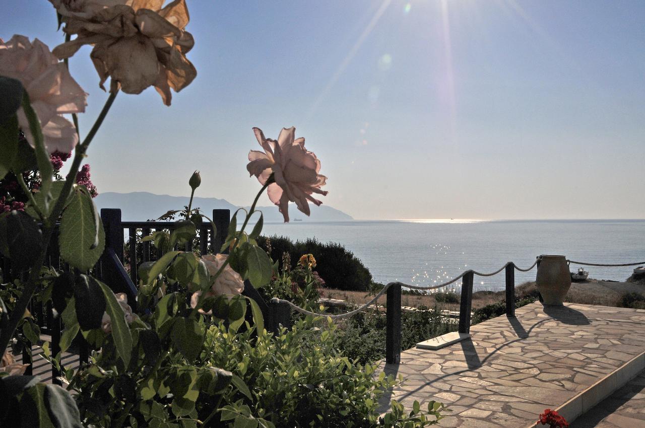 Akrotiri Hotel Platia Ammos Exterior foto
