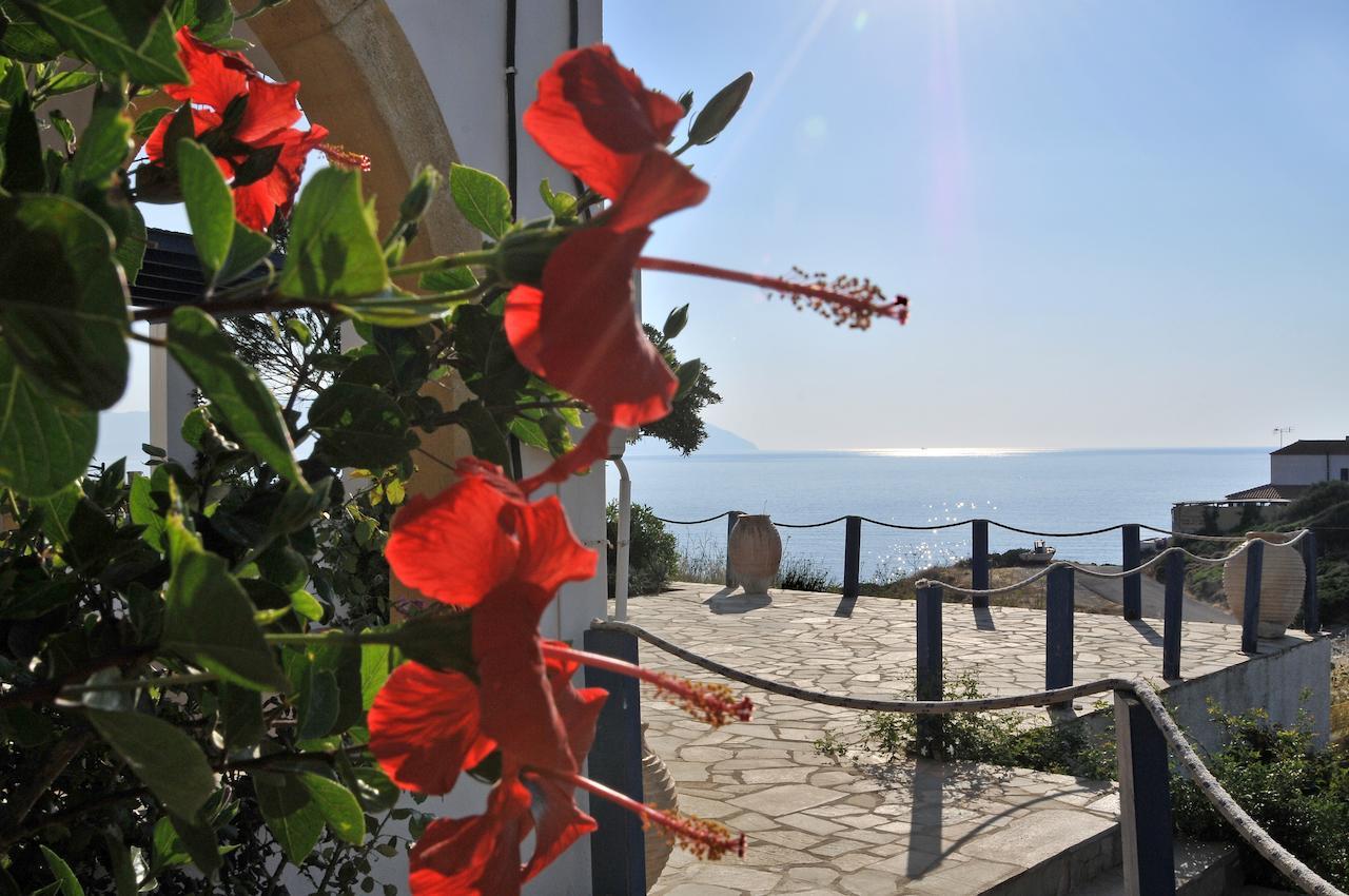Akrotiri Hotel Platia Ammos Exterior foto