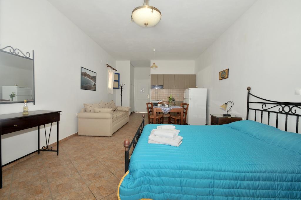Akrotiri Hotel Platia Ammos Zimmer foto